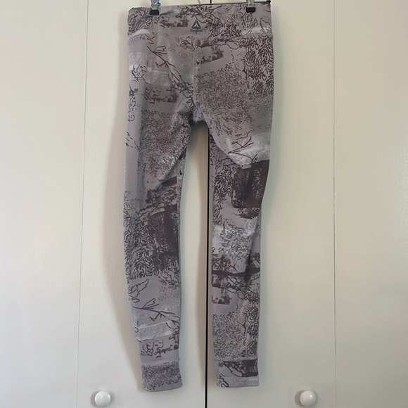 Reebok Work Out Pants - Picture 2 of 5